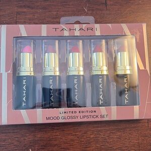 Tahari mood glossy lipstick set